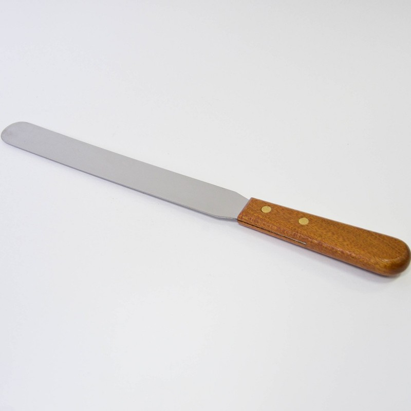 Stainless steel ink knife with 3x21cm blade.